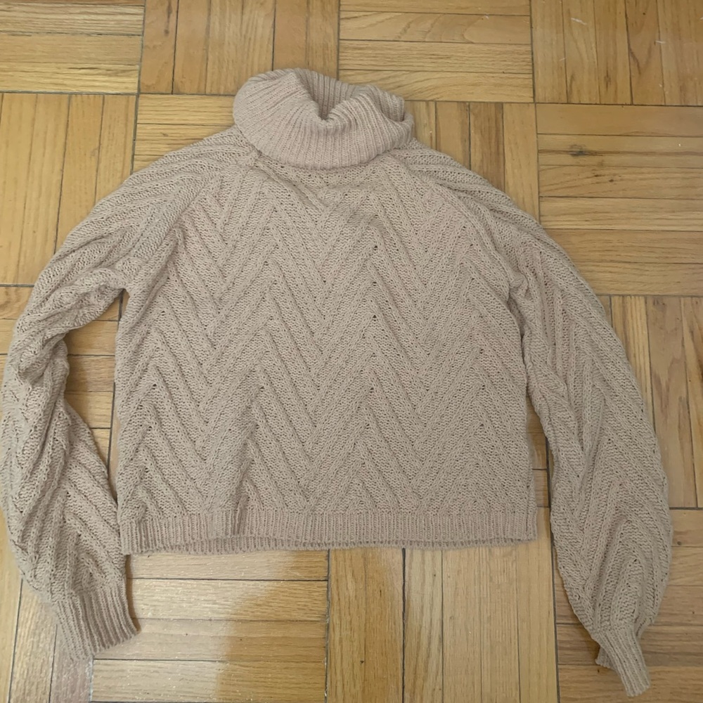 yellowish-tan cropped turtleneck knitted sweater size small